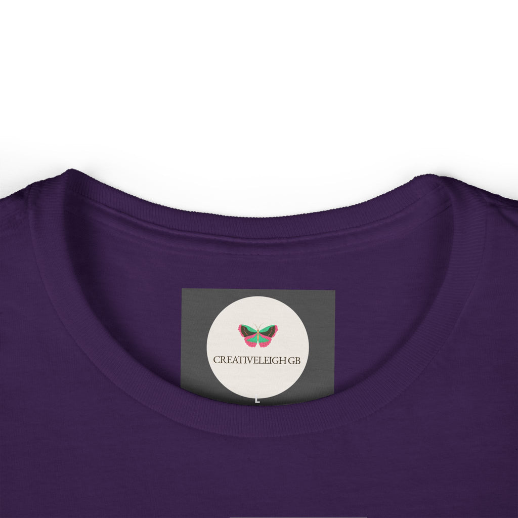 Butterfly Floral Tee — Women's Sparkle Daisy Butterfly T-Shirt