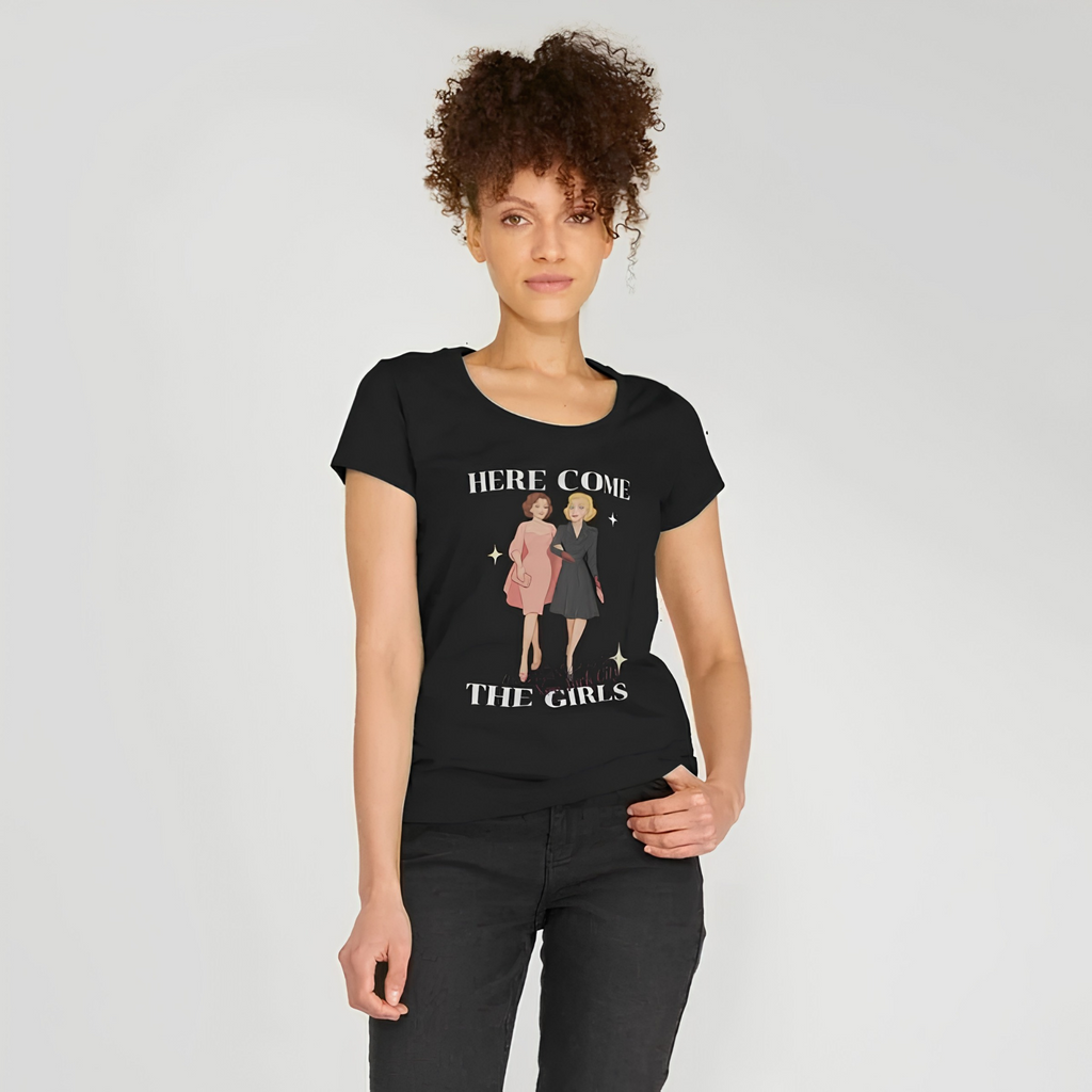 Girls' black graphic T-shirt with crew neck and 'Here come the girls' print