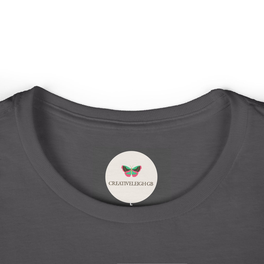 Butterfly Floral Tee — Women's Sparkle Daisy Butterfly T-Shirt