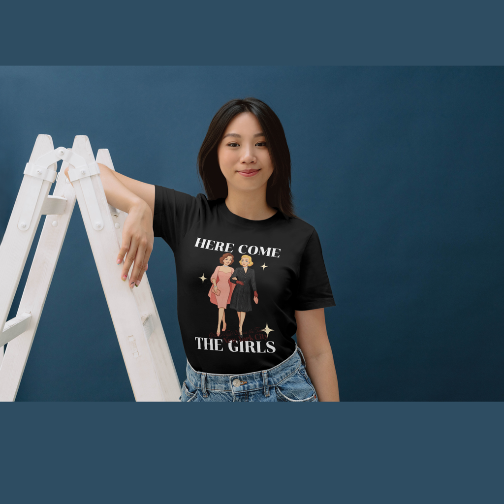 Girls' black graphic T-shirt with short sleeves and 'Here come the girls' print